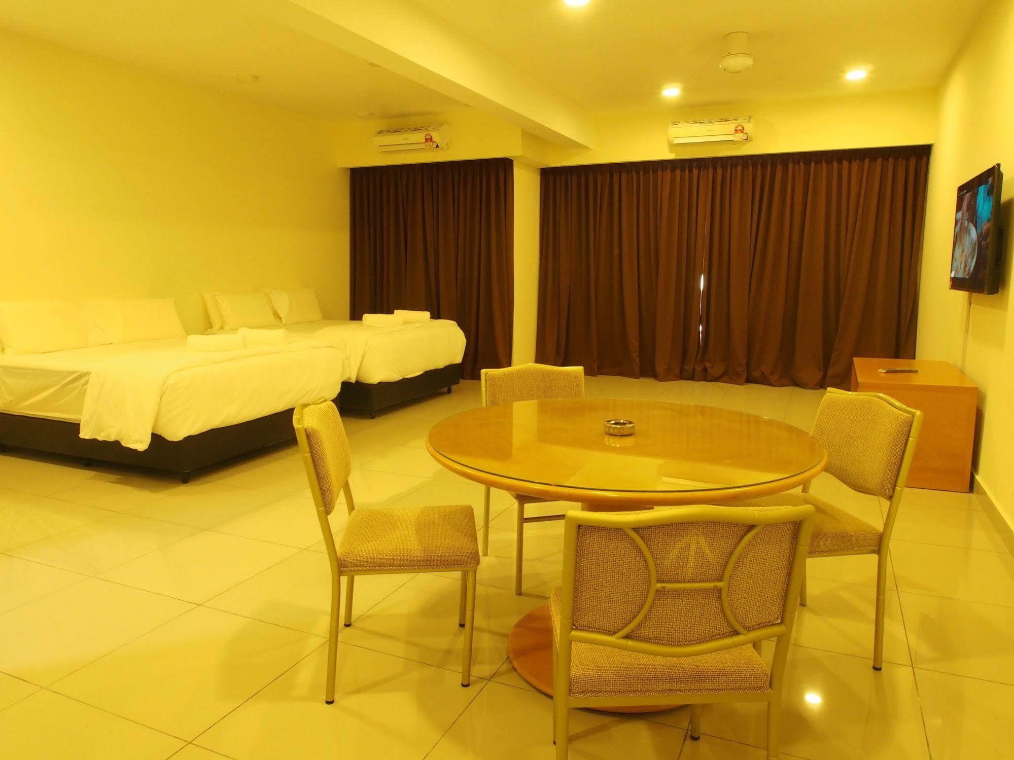 Premier Times International Hotel スリ・カンバンガン エクステリア 写真