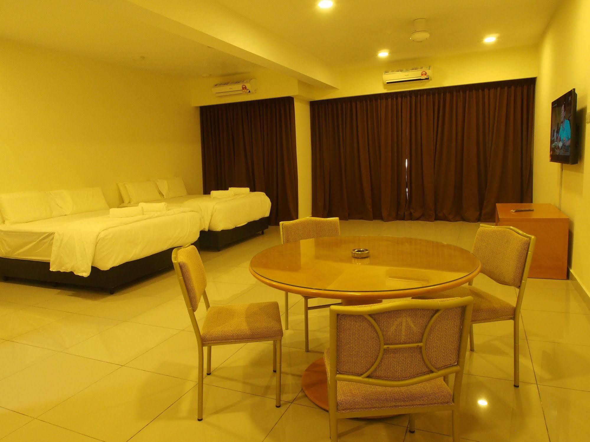 Premier Times International Hotel スリ・カンバンガン エクステリア 写真